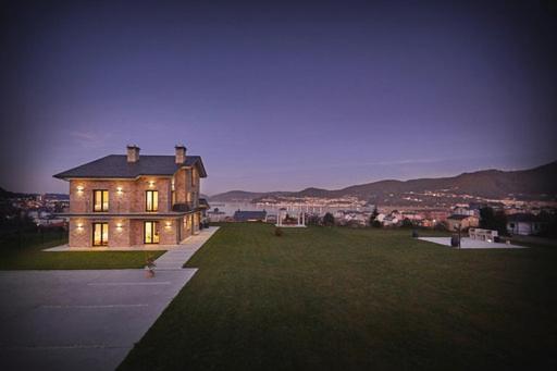 Apartamentos Arumes Do Mar E Montana - Viveiro Bagian luar foto